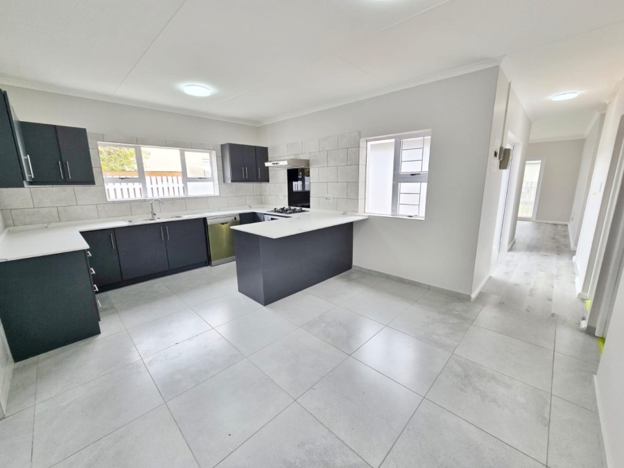 2 Bedroom Property for Sale in The Village Western Cape